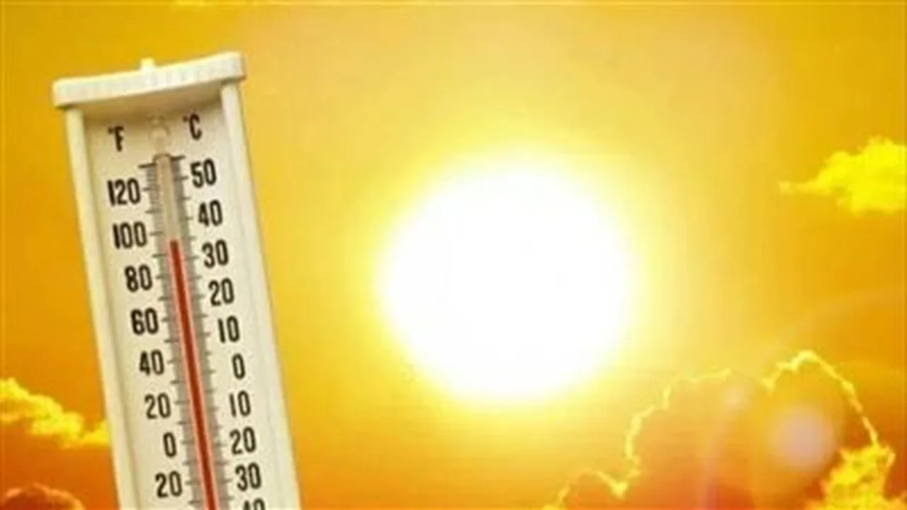 تحذيرات الأرصاد من قفزة حرارية تتبعها صواعق رعدية خلال طقس الأحد